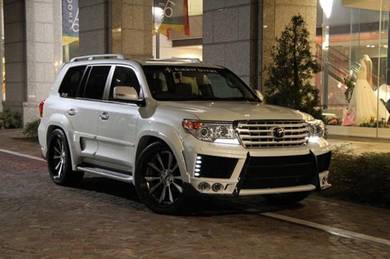 Toyota Land Cruiser FJ200 Double Eight Bodykit