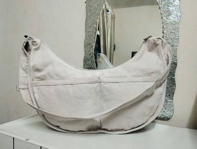 BANANA Sling Bag Corduroy 