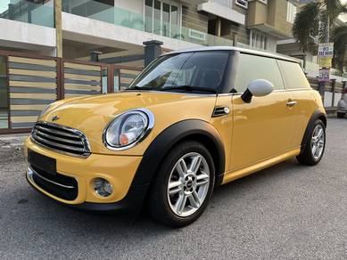 Mini Cooper in Klang, SGR