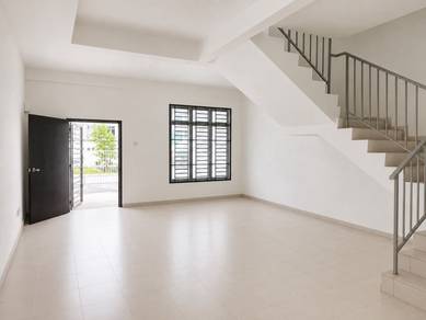 2.5-storey Terraced House For Sale in Senai,JHR