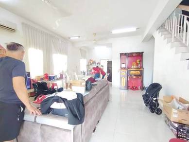 Semi-Detached House For Sale in Setia Alam,SGR
