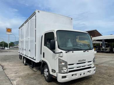 ISUZU NPR85 Aluminium Box