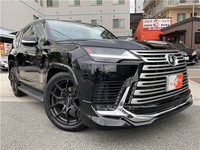 Lexus LX 600 in Klang, SGR