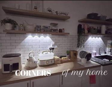 Kitchen cabinet