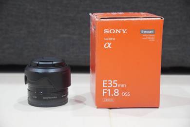 Sony 35mm f1.8 (SEL-mount, APS-C)