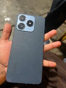 Realme c63