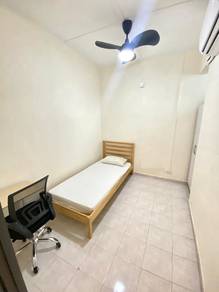 Room in Subang Jaya, SGR