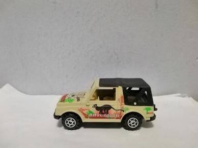 Vintage Pioneer Suzuki SJ410 Jeep