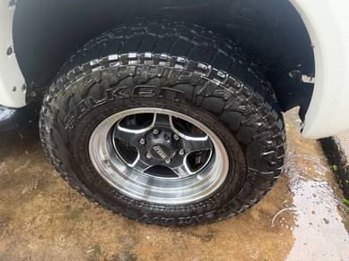 16” Weld With Tyre Falken 265/70/16