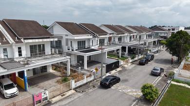 Semi-Detached House For Sale in Kepala Batas,PNG