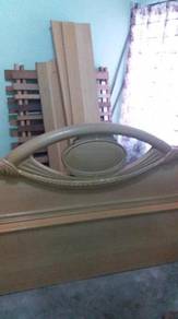 Maple Wooden Queen Size Bed Frame TK483