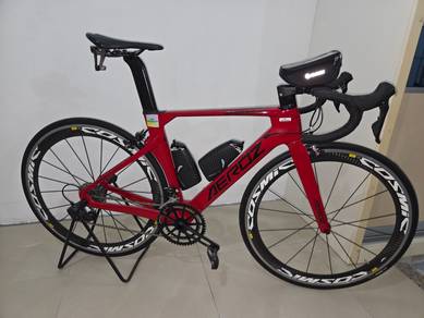 Aeroz full carbon roadbike size 48