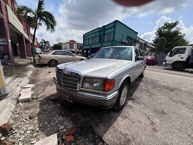 Mercedes Benz 300SE  in Bandar Bukit Raja, SGR