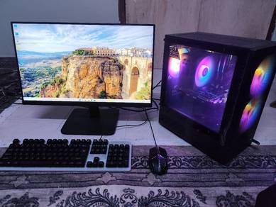 Gaming PC Intel I7 4790 & Monitor IPS  24 Inci