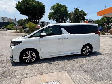 Toyota Alphard SC in Georgetown, PNG