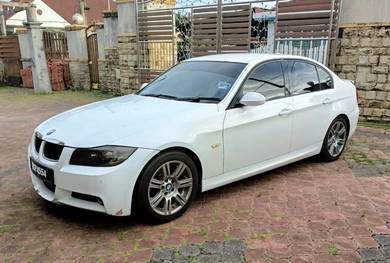BMW 320i 20i SPORTS in Kota Bharu, KTN