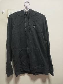 hoodie under armour