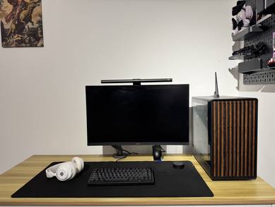 Mid Range PC Built (Custom)
