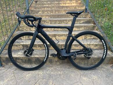 FOR SALE — LOOK Carbon Aero Road Bike