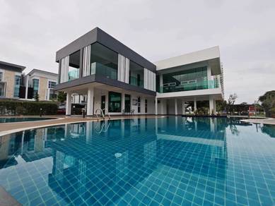 Semi-Detached House For Sale in Klebang,MLK