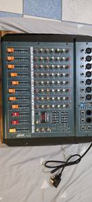 Powered Mixer 450watt x 2