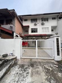 Room in Ampang, SGR