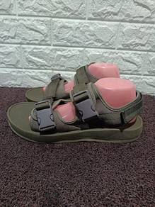 Uk10.5 Danner Sandals