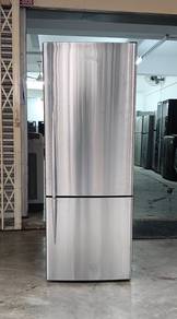 F&P 2 Door Fridge Peti ais 403Lt