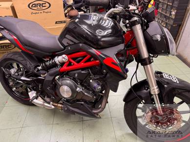 Benelli TNT 249S