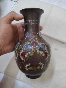 brass vase.