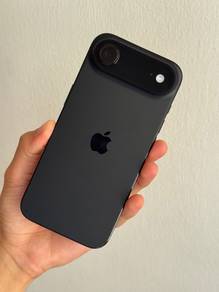 iPhone 17 Air - Like New charging cycle 27 only