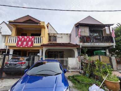 2-storey Terraced House For Sale in Gombak,SGR