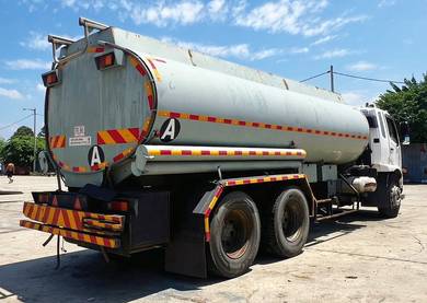 Mitsubishi Fuso FN62FM 2015 Tanker Tangki 10ton