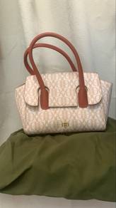Preloved