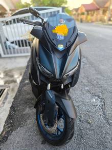 Yamaha XMAX