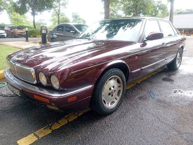 Jaguar XJ6 in Johor Bahru, JHR
