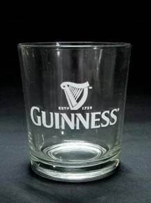 Guinness stout beer glass cup (A25)