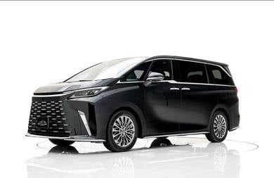 2025 Lexus LM 500H VERSION L