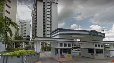 Condominium For Sale in Putra Place
