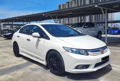 Honda Civic (HYBRID) in Seri Kembangan, SGR