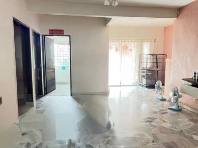 Apartment For Sale in Sri Anggerik 2