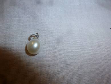 (二手 2nd hand) imitation bead pendant 仿珠吊飾