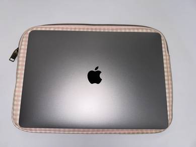 Macbook Pro M2 2022