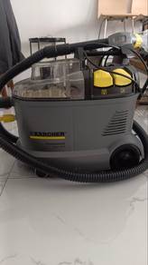 Karcher Professional 8/1 carpet cleaner