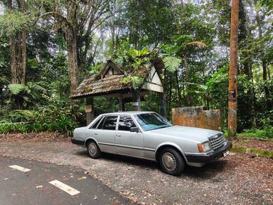 Nissan Laurel GRAND CRUISE in Ampang Hilir, KUL