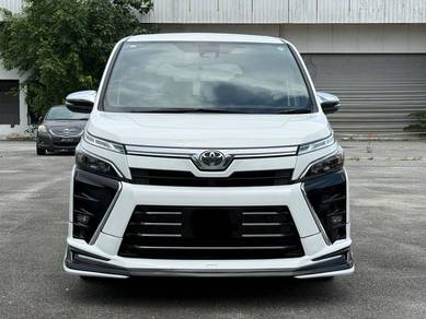 Toyota Voxy ZS KIRAMEKI III in Skudai, JHR