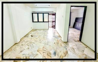 Apartment For Sale in Pandan Lake View