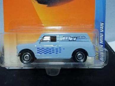 2010 Matchbox Austin Mini Van