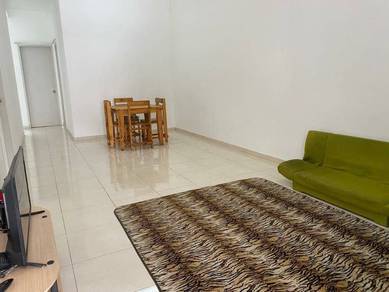 Room in Bukit Katil, MLK