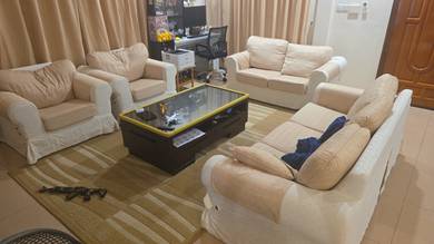 Used Sofa to let go
